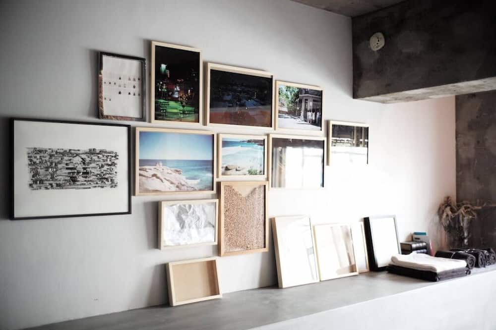Photo of Others in Tomigaya