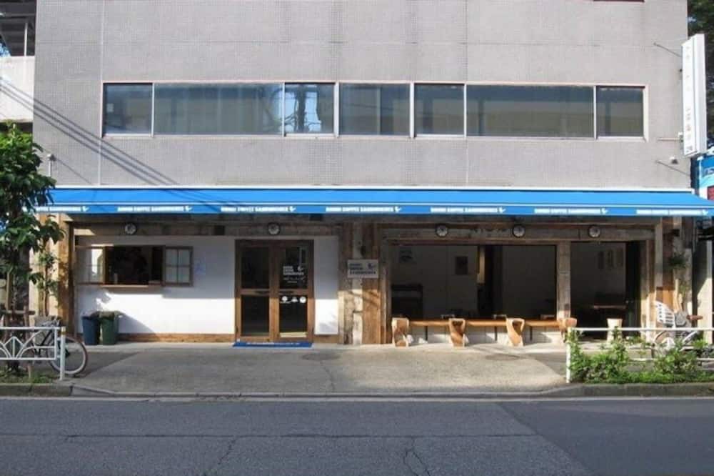 Photo of Others in Tomigaya