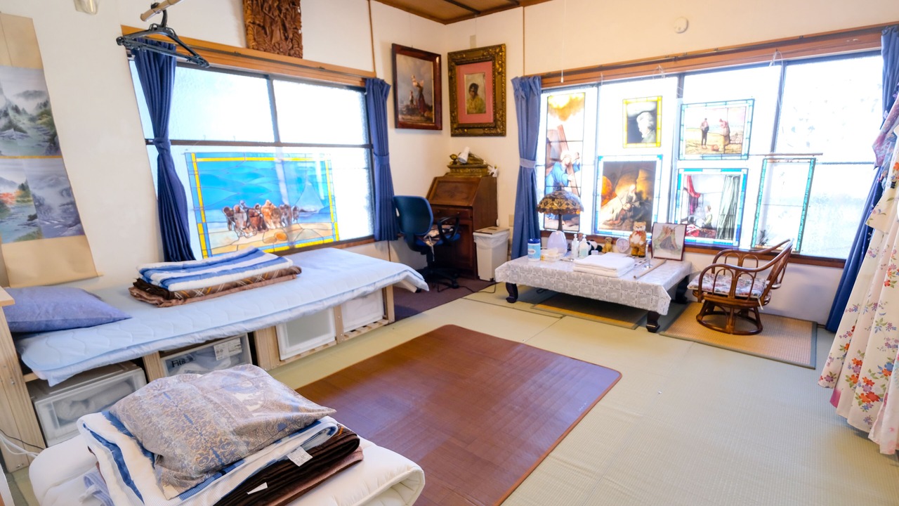 Photo of Others in Nezu