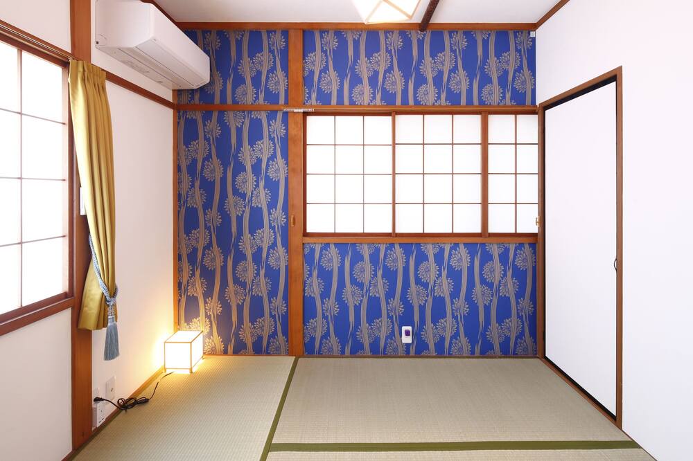 Photo of Bedroom in Higashi Chaya District