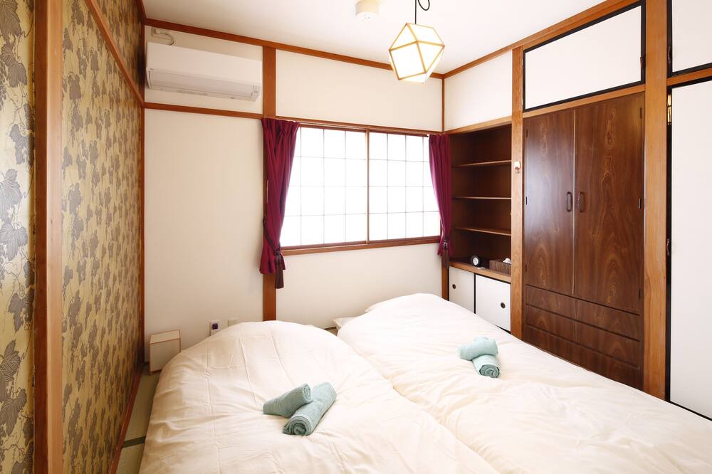 Photo of Bedroom in Higashi Chaya District