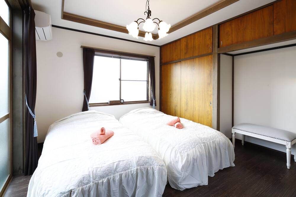 Photo of Bedroom in Higashi Chaya District