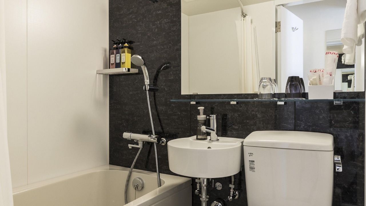 Photo of Bathroom in Hakataekihigashi