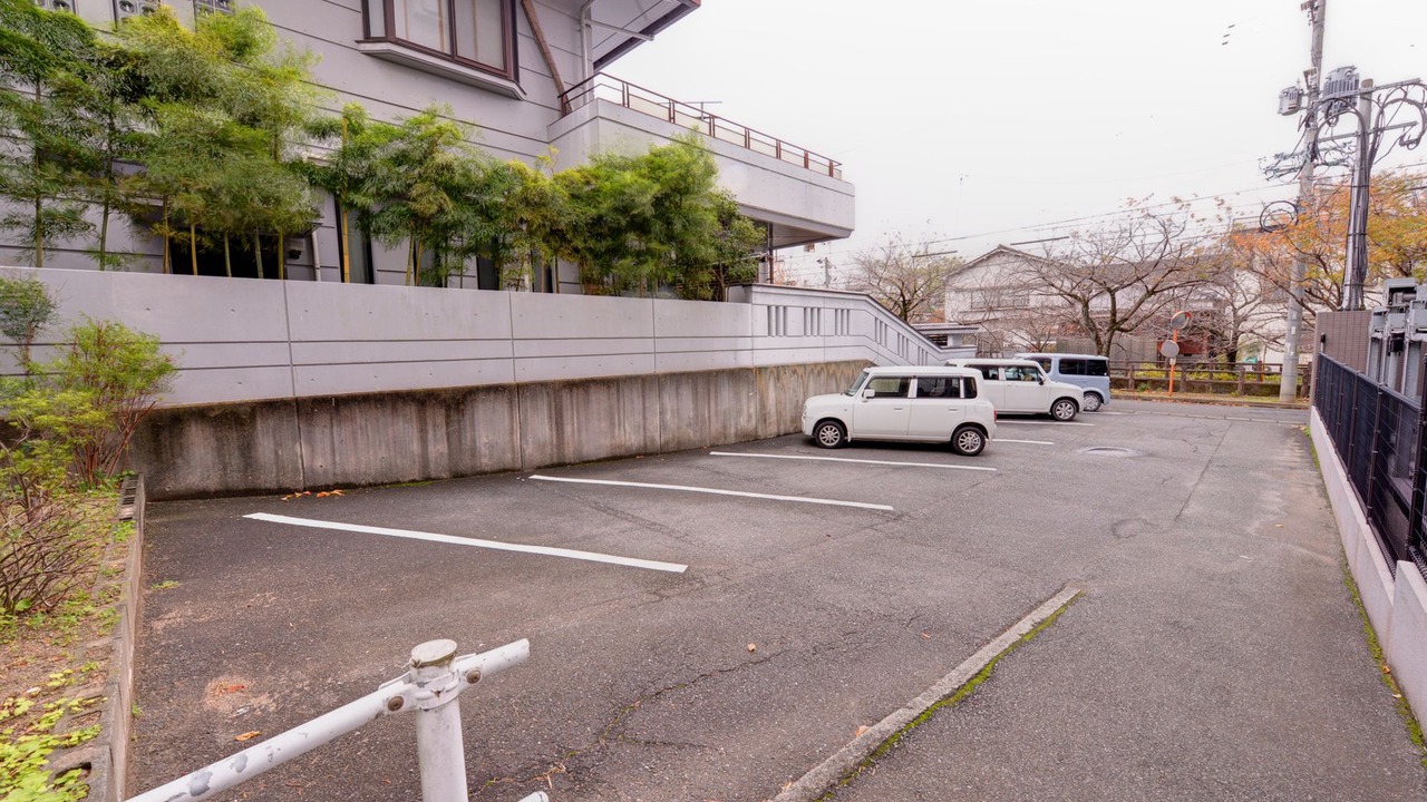 Photo of Others in Hita