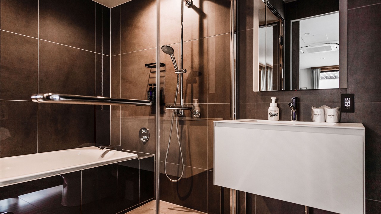 Photo of Bathroom in Asato