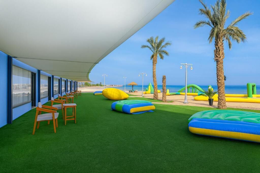 Photo of Patio Balcony in Corniche Road-Dahar