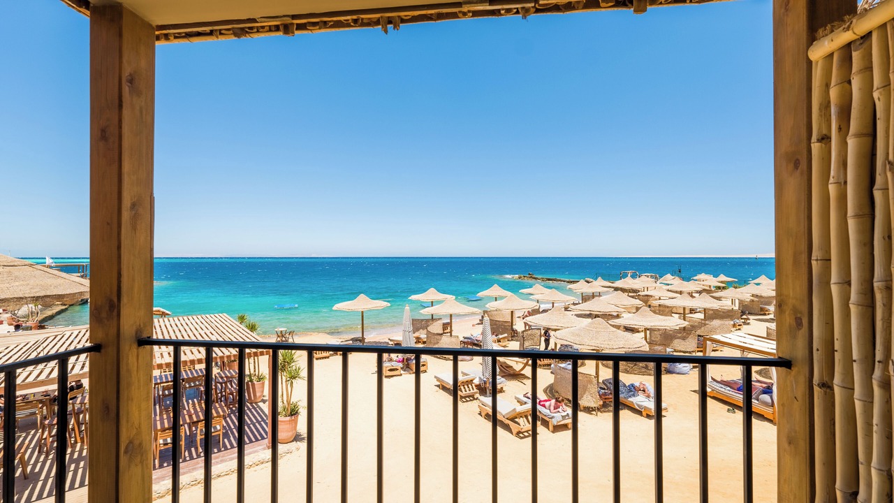 Photo of Patio Balcony in Corniche Road-Dahar