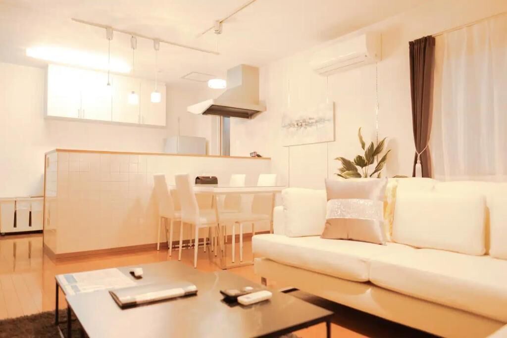 Photo of Livingroom in Higashi