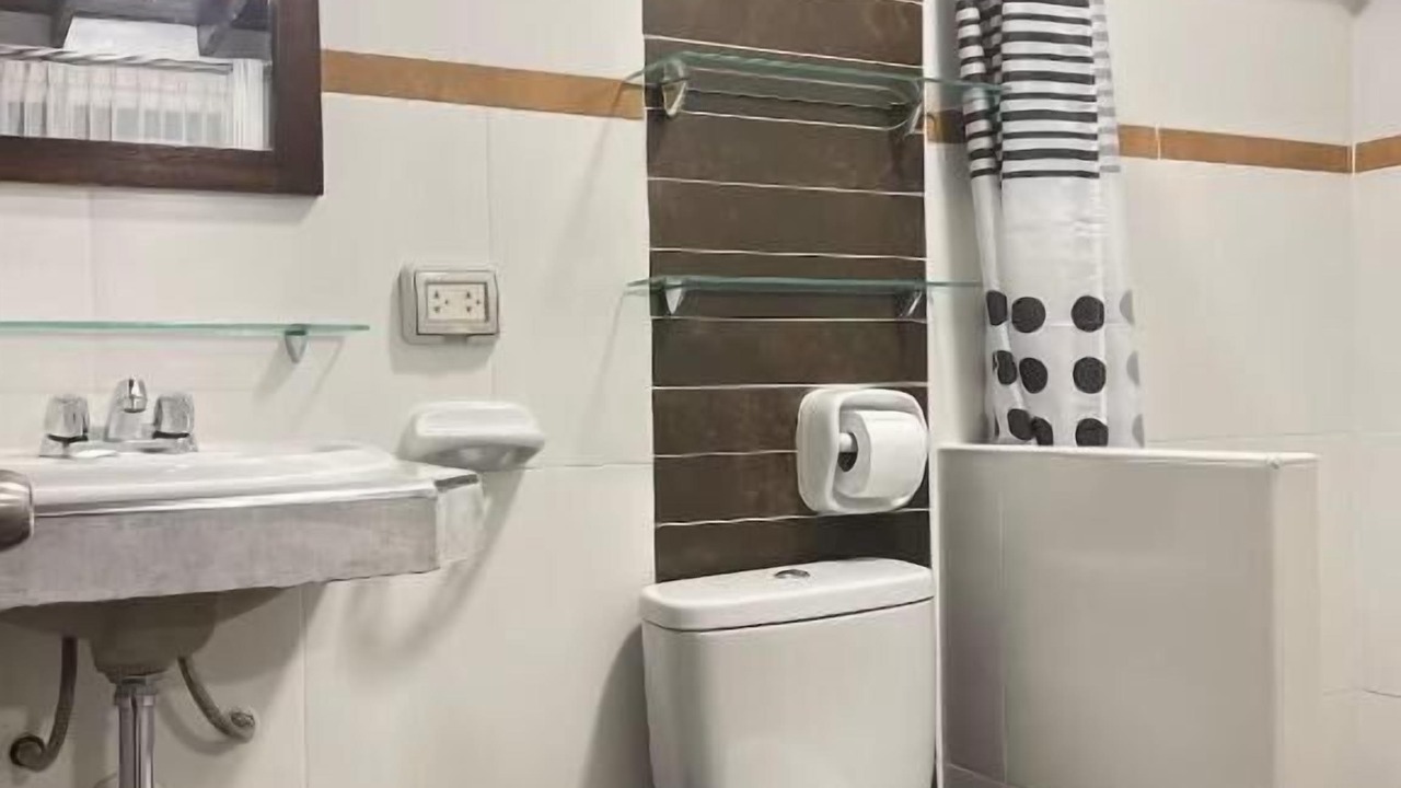 Photo of Bathroom in Ollantaytambo