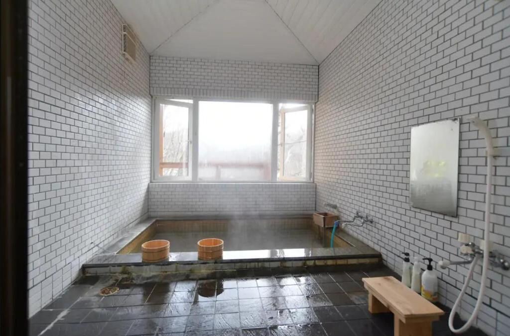 Photo of Bathroom in Date