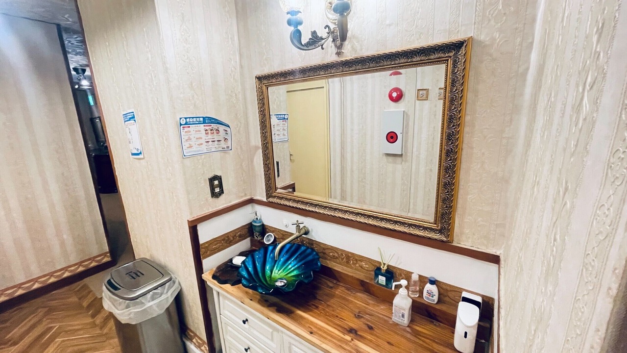 Photo of Bedroom in Toi