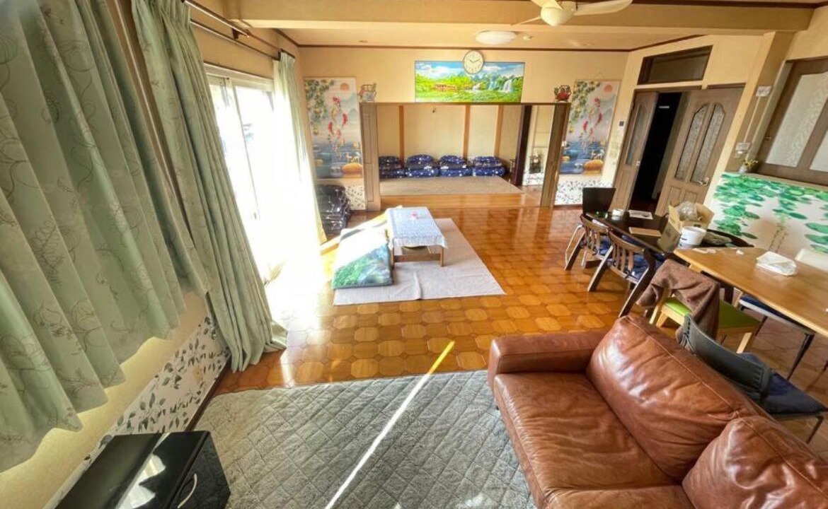 Photo of Livingroom in Kusatsu Onsen