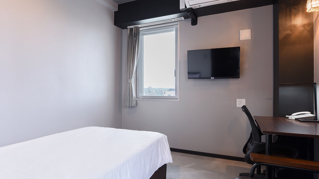 Photo of Bedroom in Awase