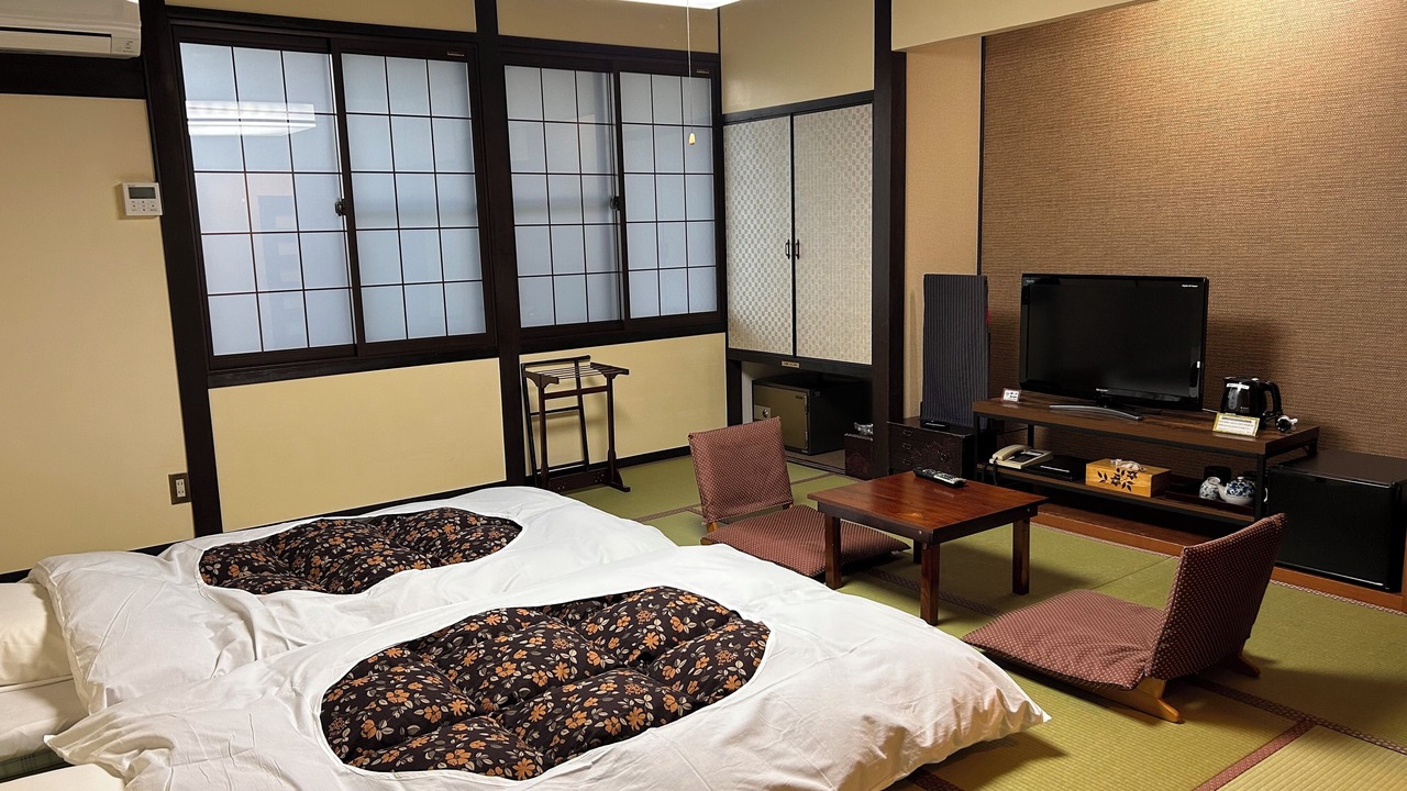 Photo of Bedroom in Ena