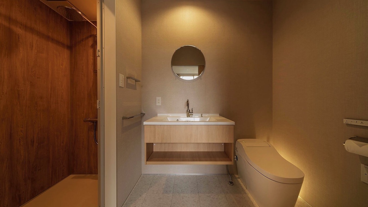 Photo of Bathroom in Echo Land