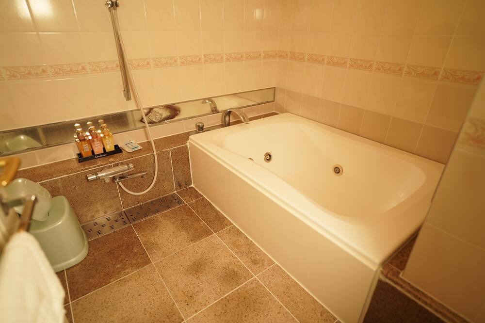Photo of Bathroom in Hasuda