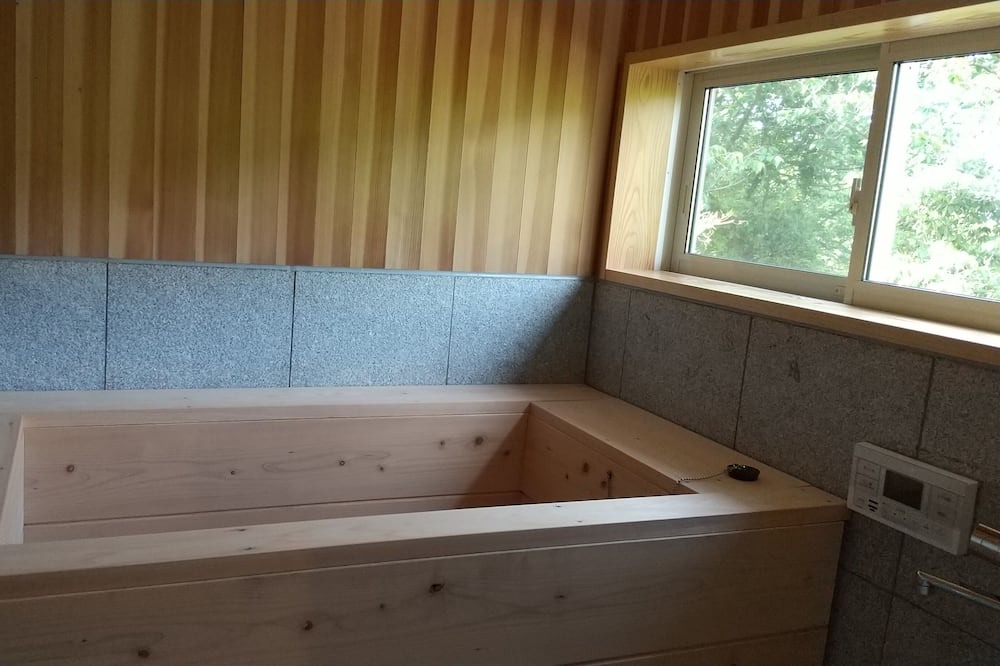Photo of Bathroom in Omura