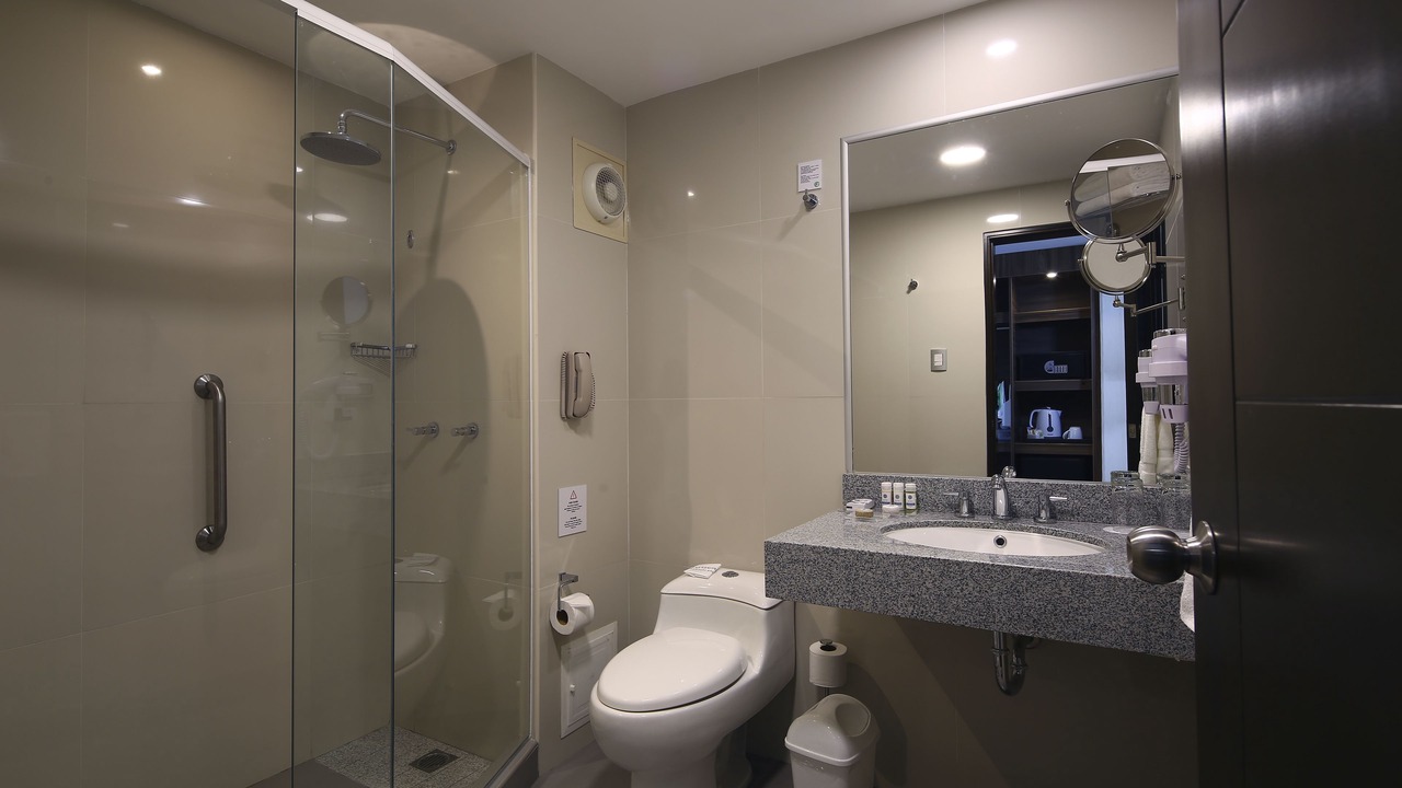Photo of Bathroom in Tacna