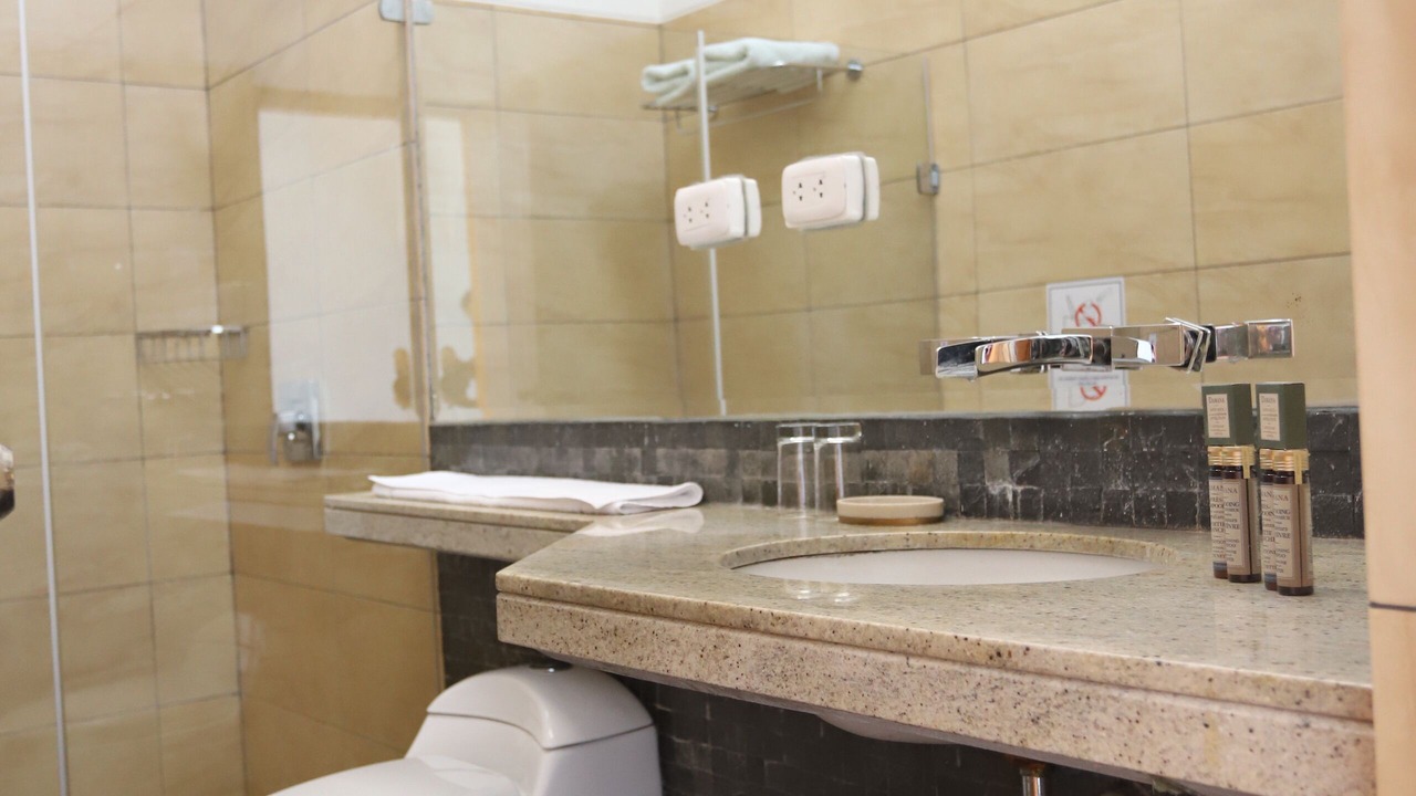 Photo of Bathroom in Caral