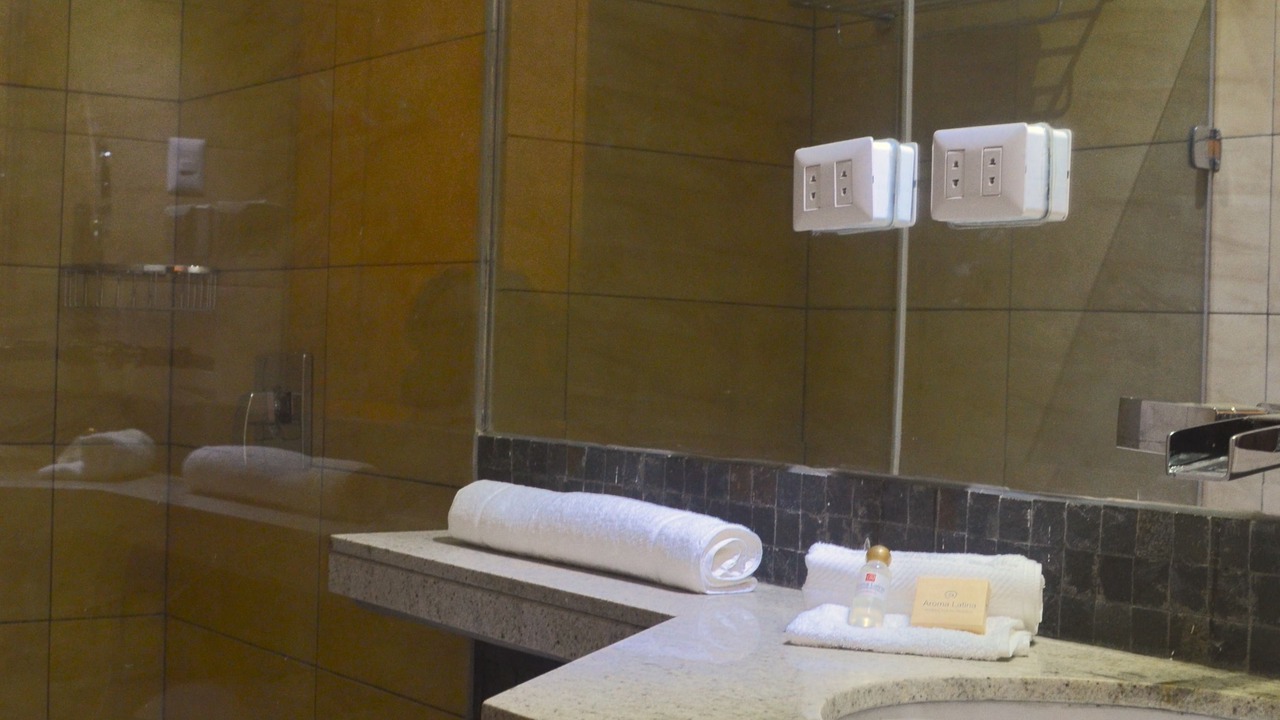 Photo of Bathroom in Caral