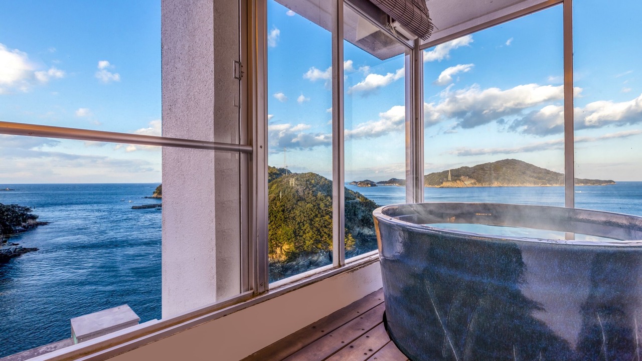Photo of Bedroom in Toba