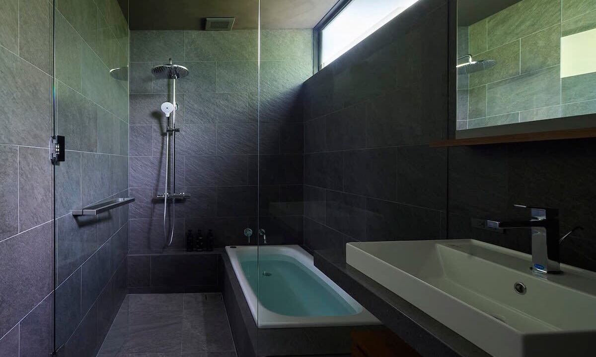 Photo of Bathroom in Enoura