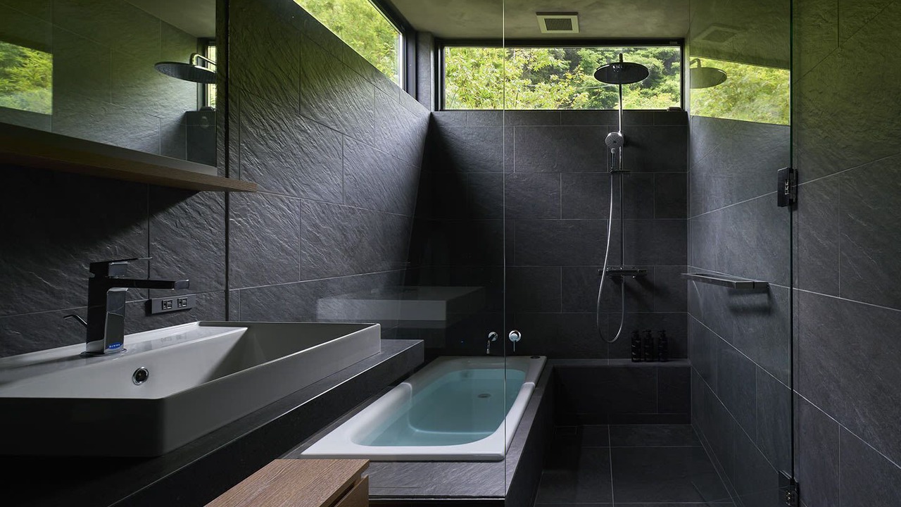 Photo of Bathroom in Enoura