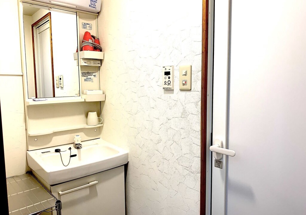 Photo of Bathroom in Asato