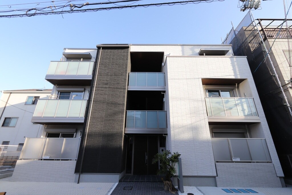 Photo of Buildings in Higashiyodogawa