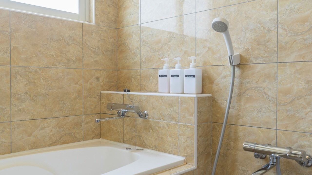 Photo of Bathroom in Onna