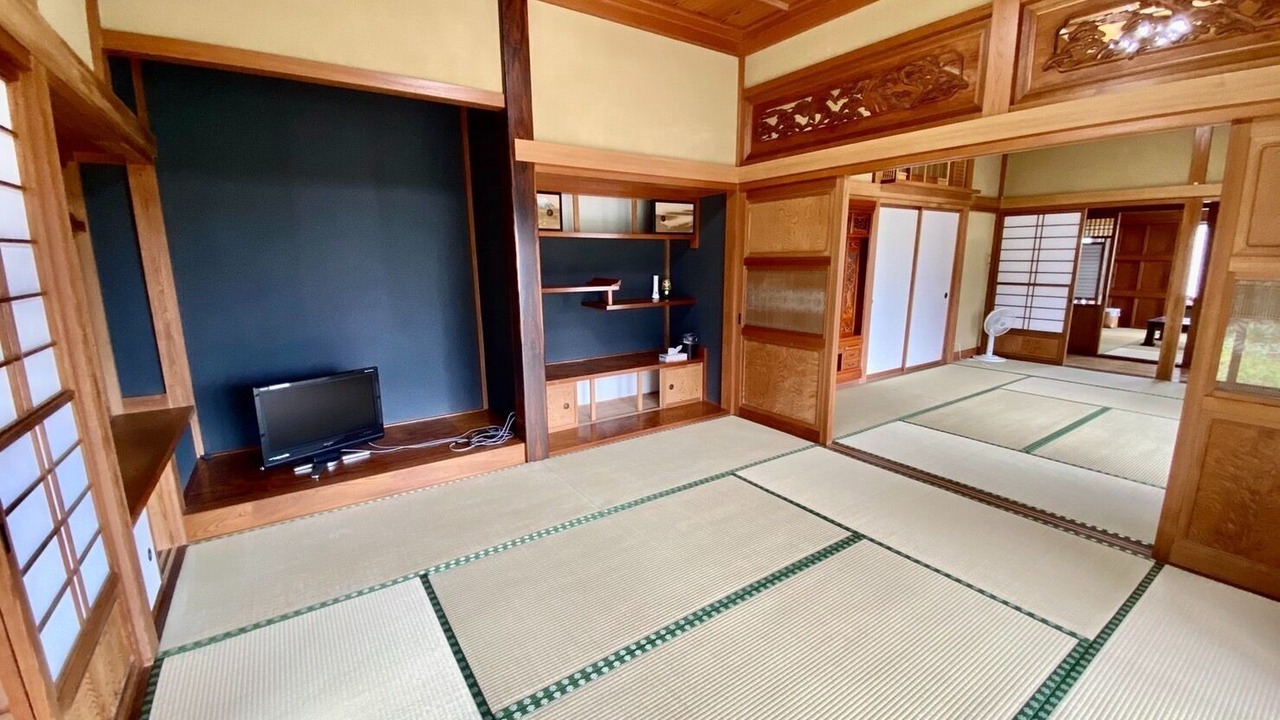 Photo of Others in Yokoshibahikari