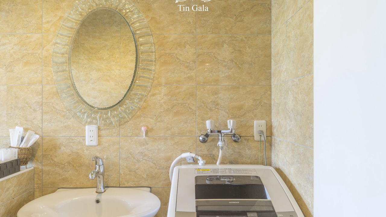 Photo of Bathroom in Onna