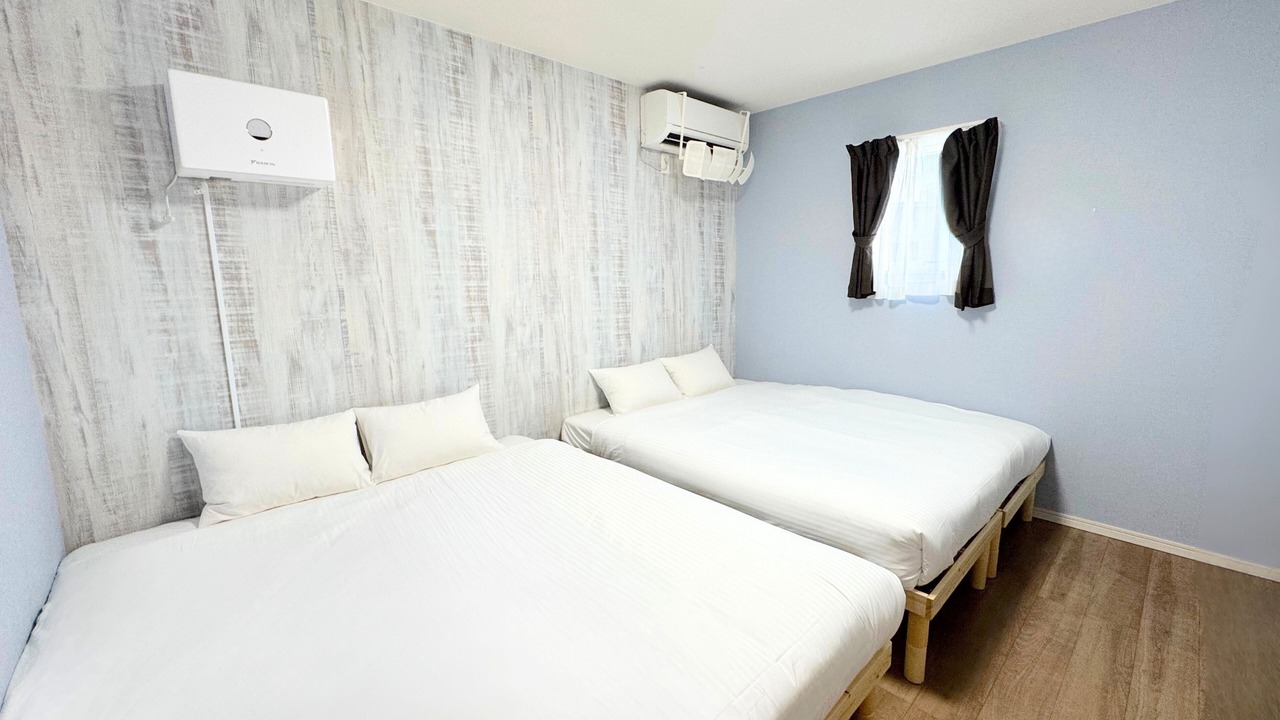 Photo of Bedroom in Onna