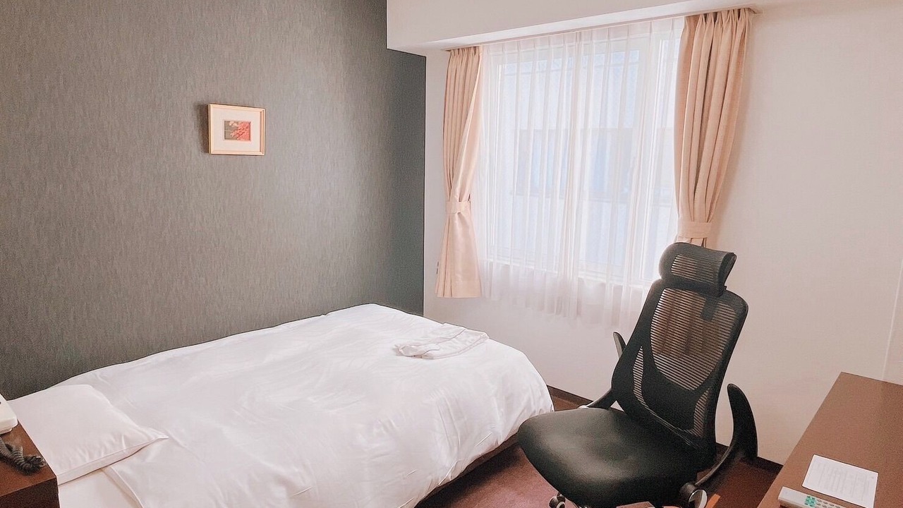 Photo of Bedroom in Shin-Osaka