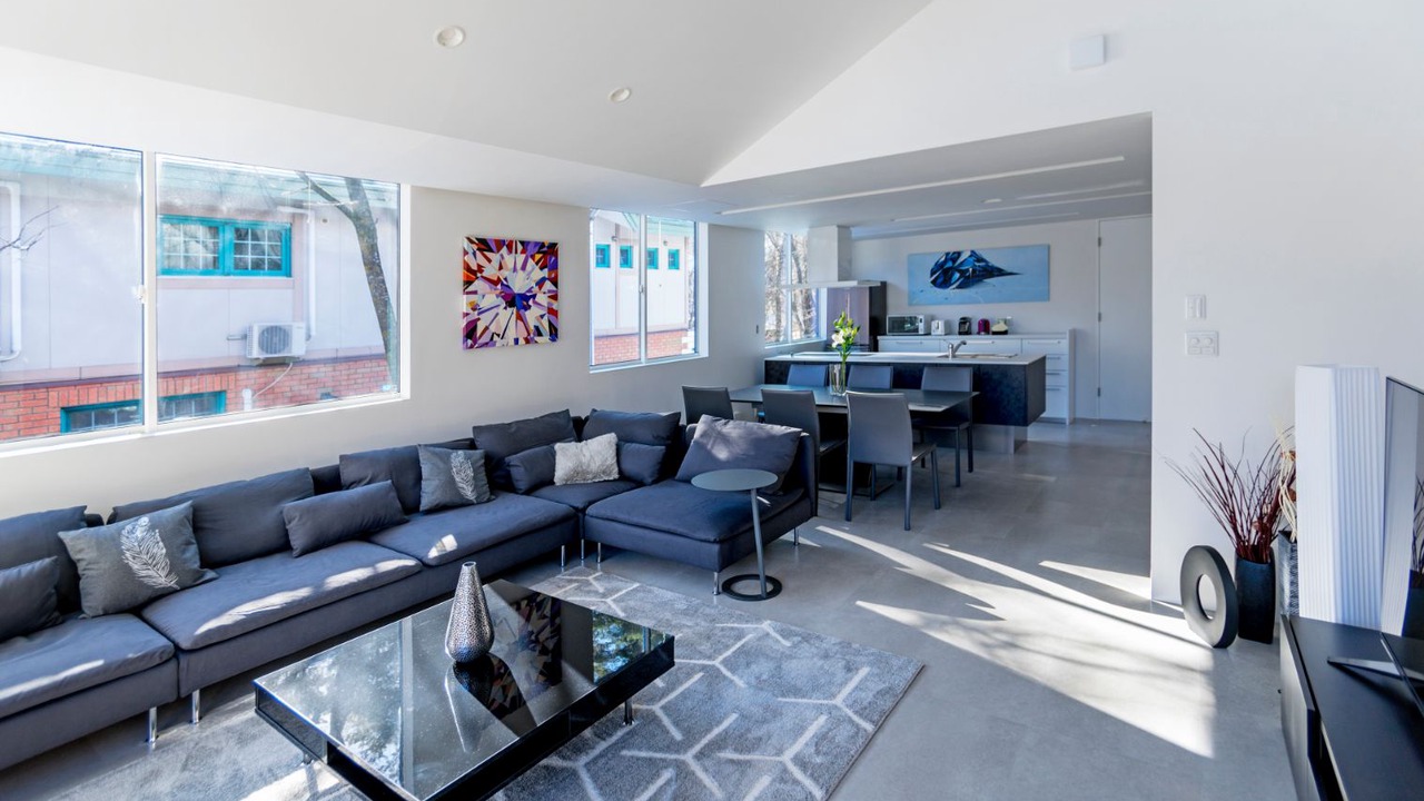 Photo of Livingroom in Echo Land