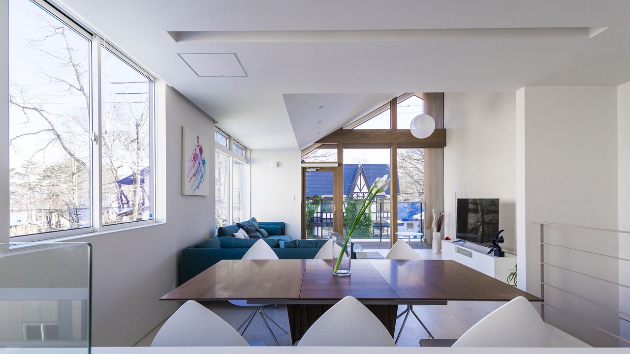 Photo of Livingroom in Echo Land