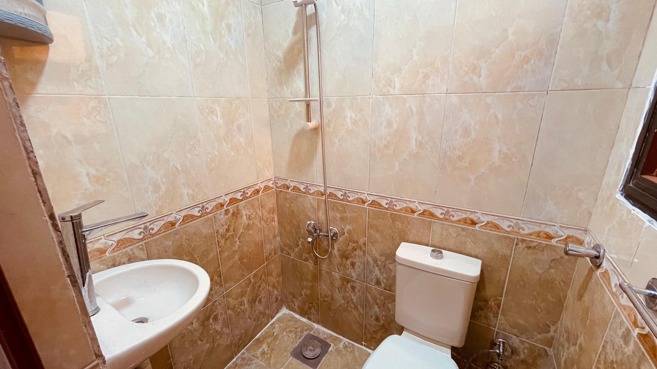 Photo of Bathroom in Ar-Raml 1