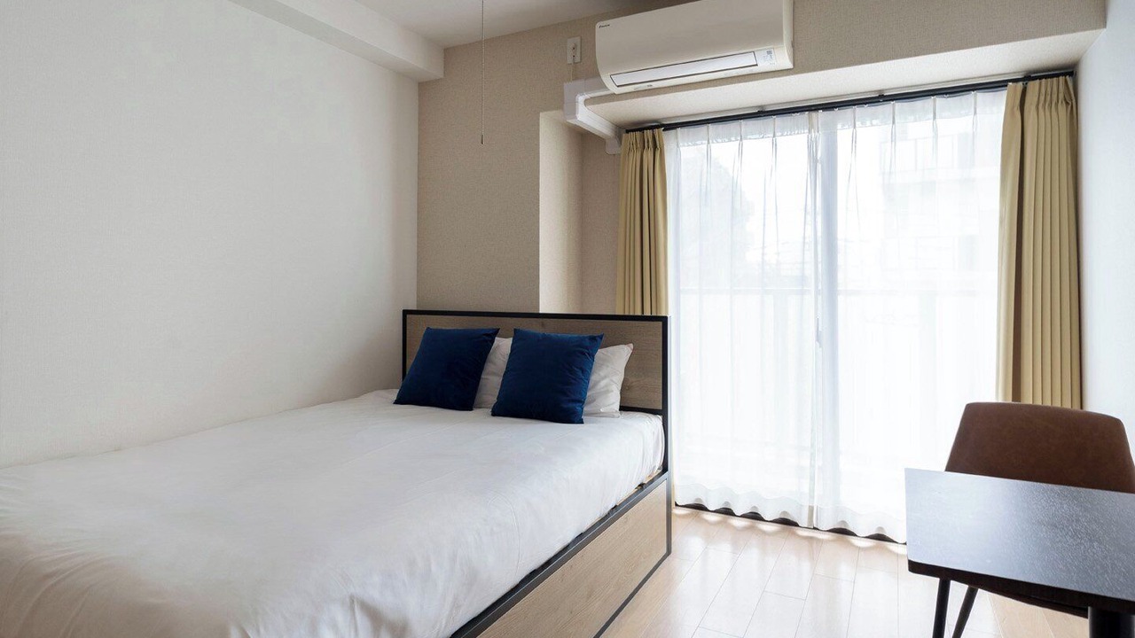Photo of Bedroom in Shin-Osaka