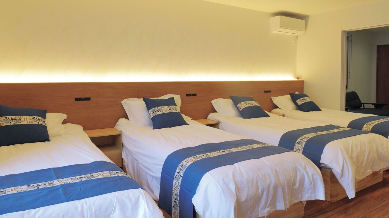 Photo of Bedroom in Minato