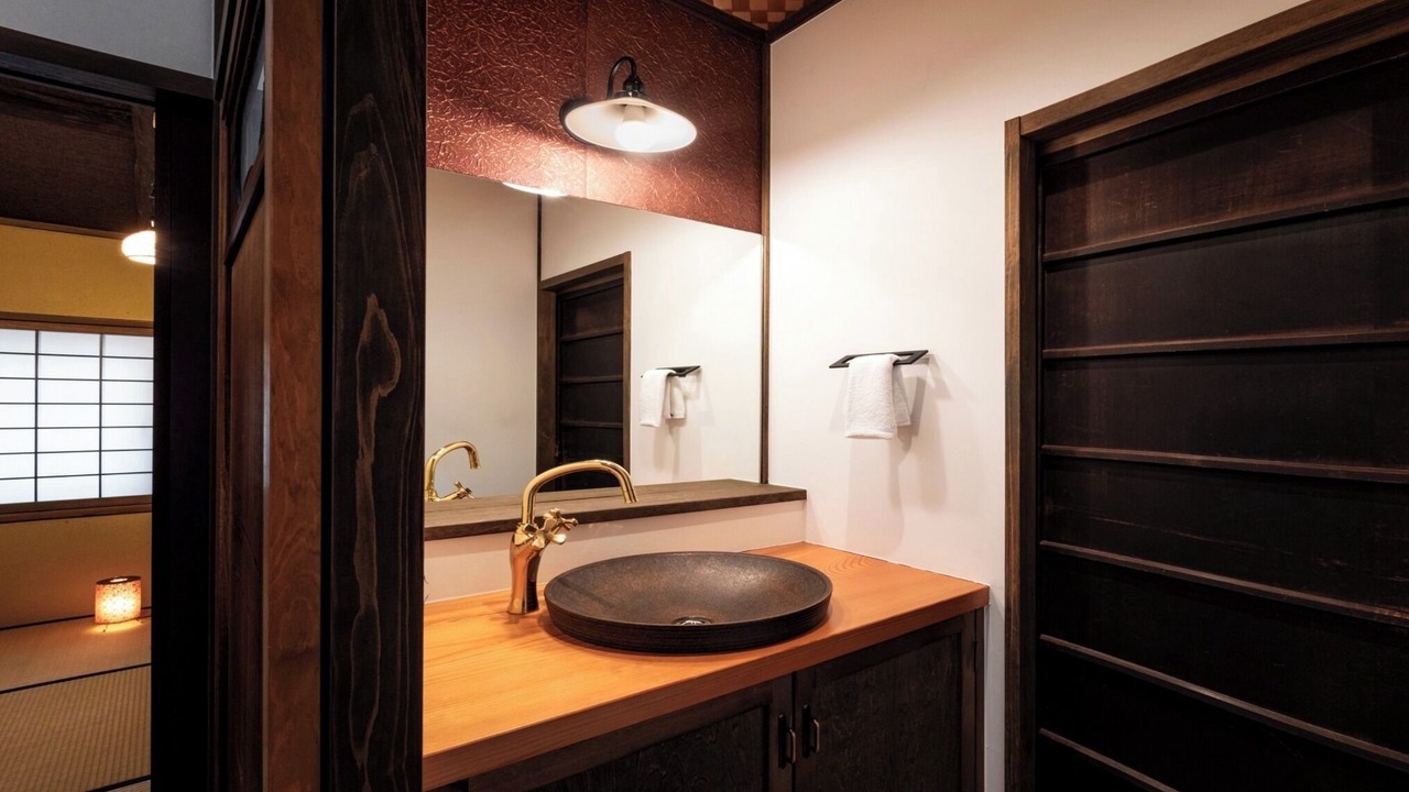 Photo of Bathroom in Shijo