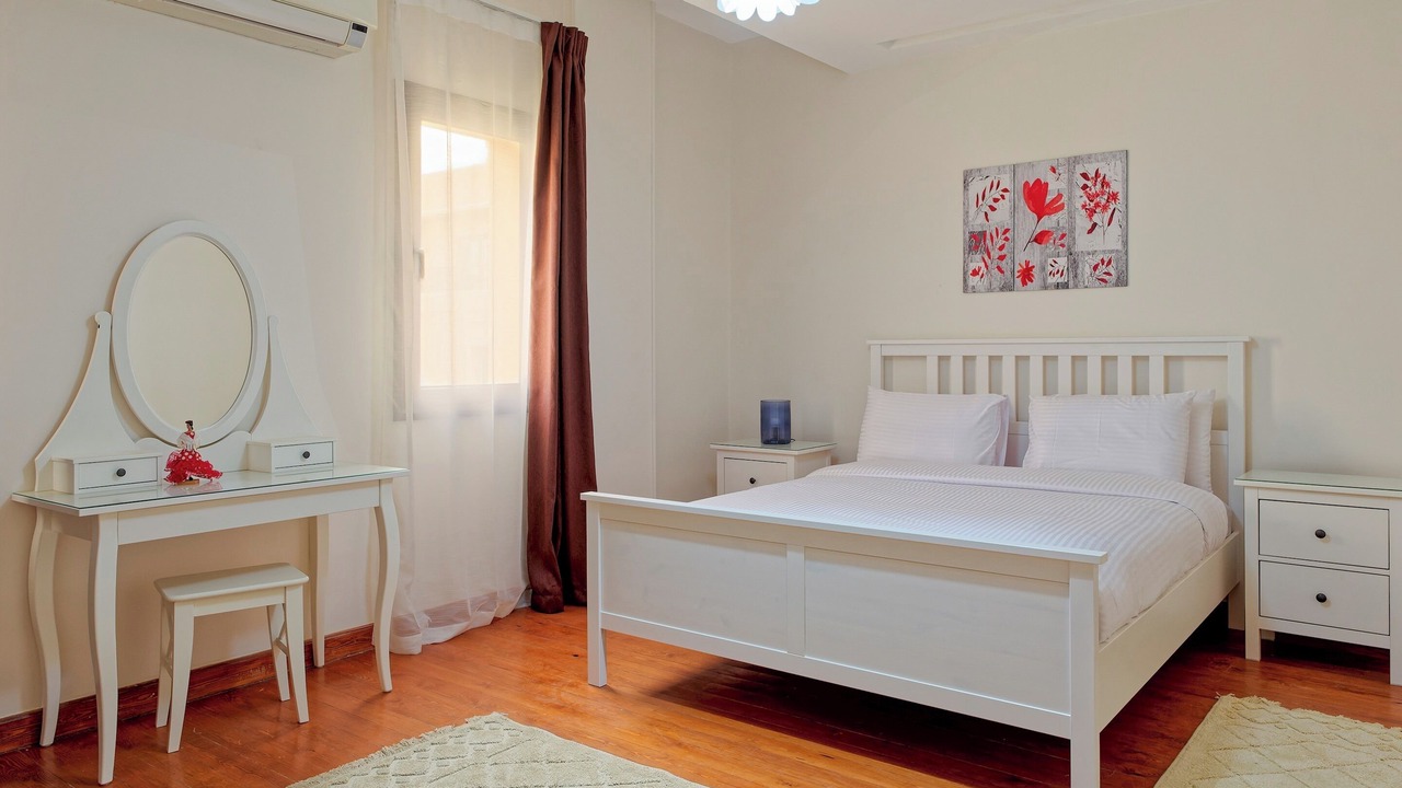 Photo of Bedroom in Sheikh Zayed City