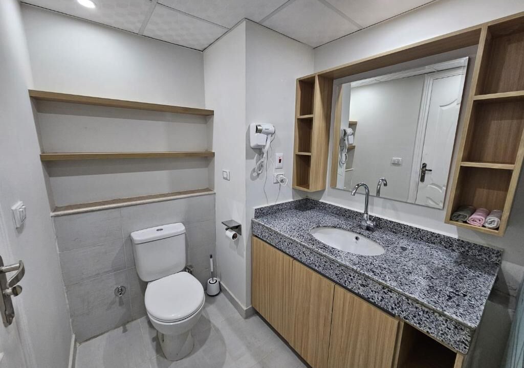 Photo of Bathroom in Corniche Road-Dahar