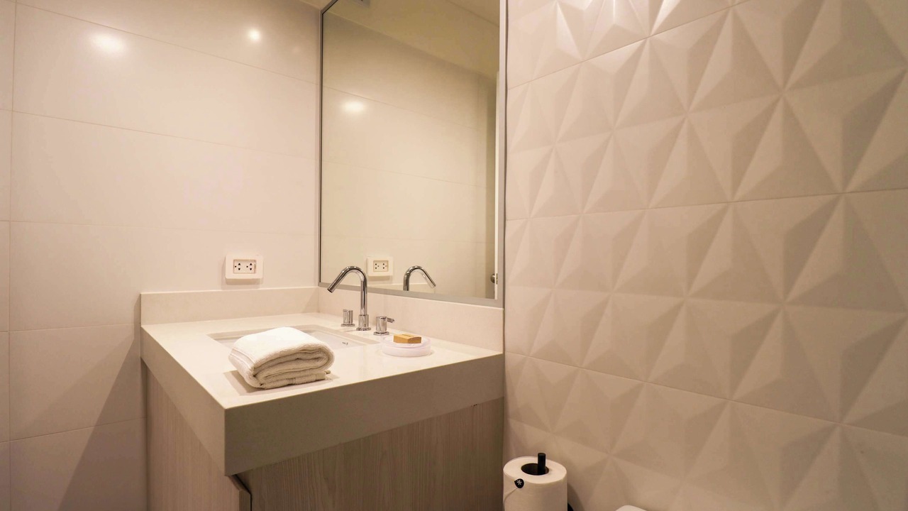 Photo of Bathroom in Leuro
