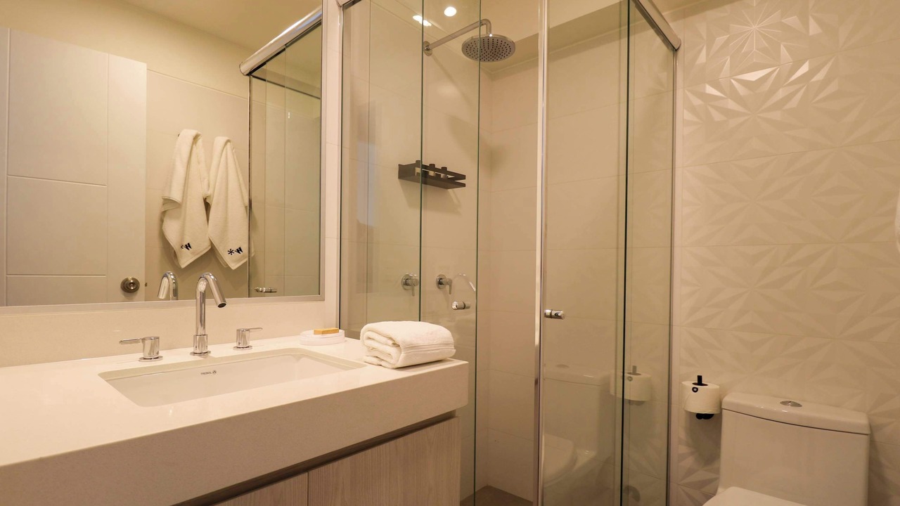 Photo of Bathroom in Leuro