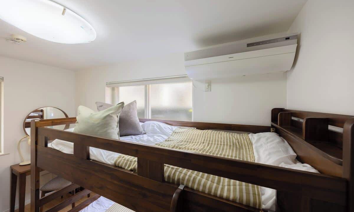 Photo of Bedroom in Sangenjaya