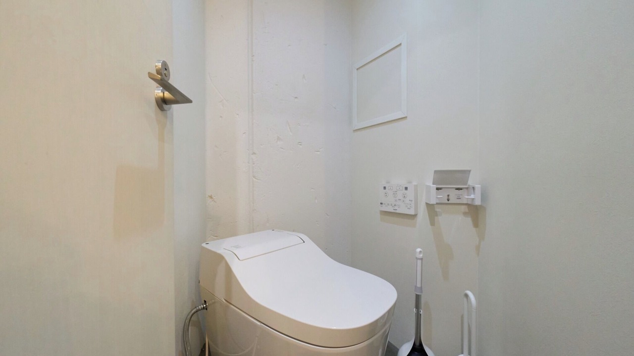 Photo of Bathroom in Chinatown