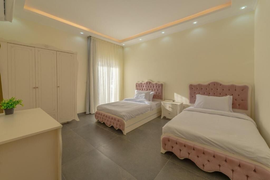 Photo of Bedroom in Sahl Hasheeh