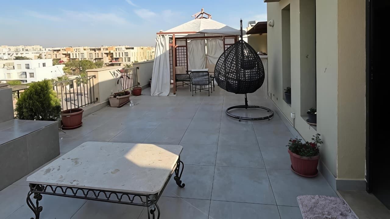 Photo of Patio Balcony in Sheikh Zayed City