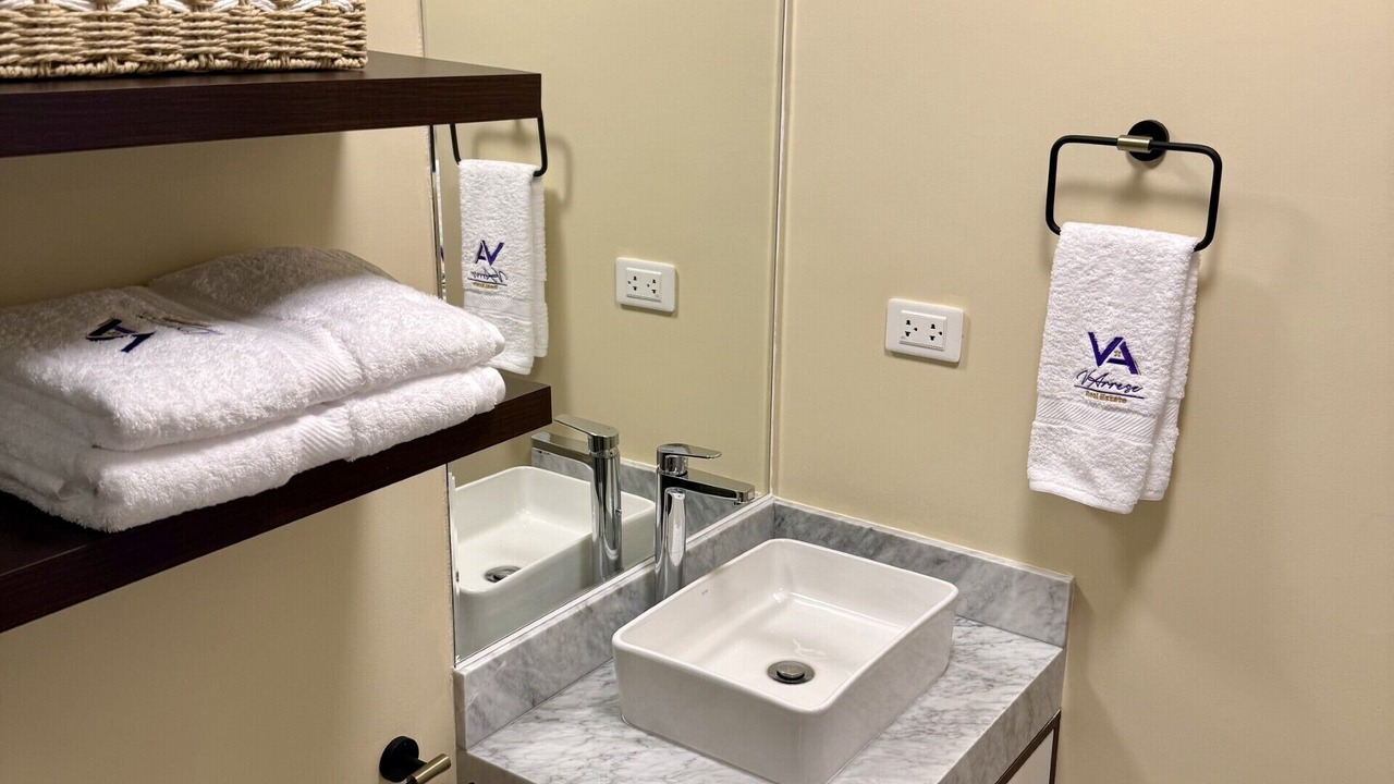 Photo of Bathroom in Leuro