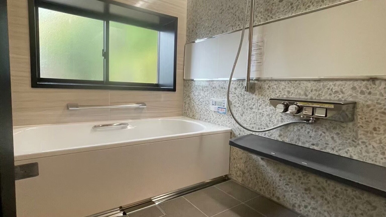 Photo of Bathroom in Hita